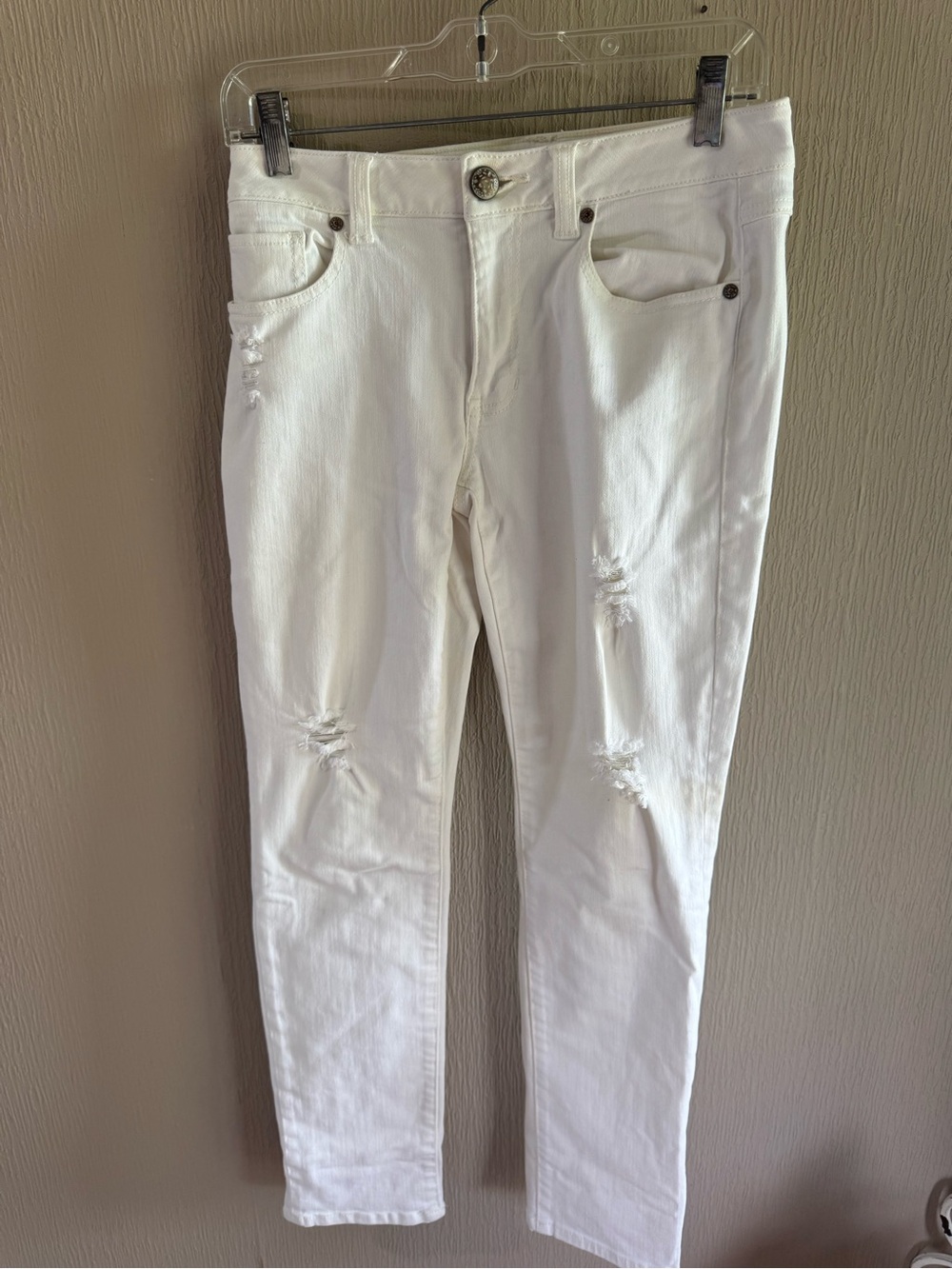 Cabi white high slim distressed nwot 2